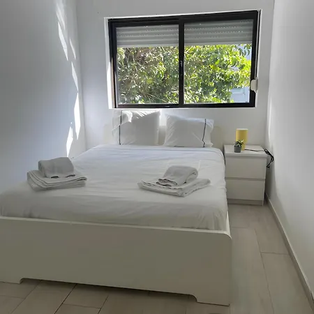 Walk Apartment *